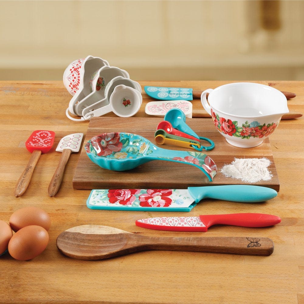The Pioneer Woman Dazzling Dahlias 20-Piece Gadget Set