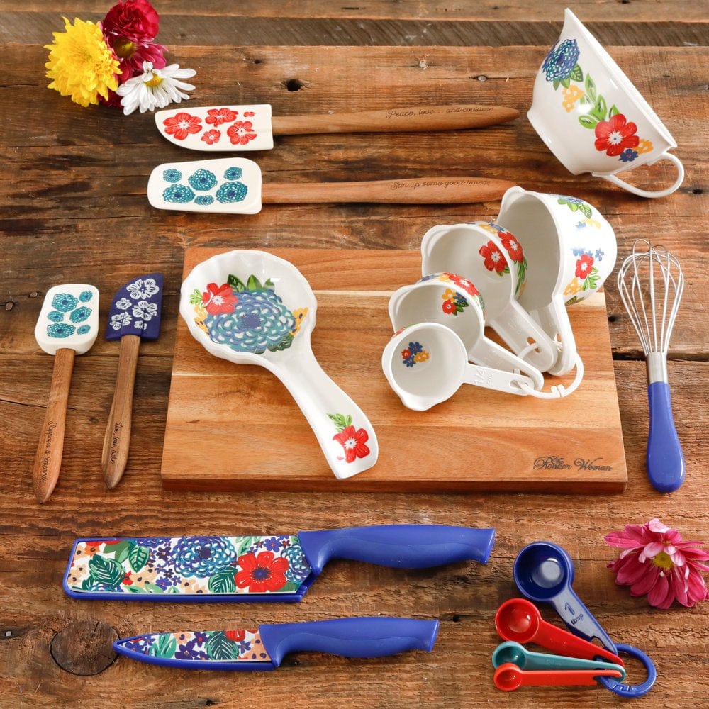 The Pioneer Woman Dazzling Dahlias 20-Piece Gadget Set